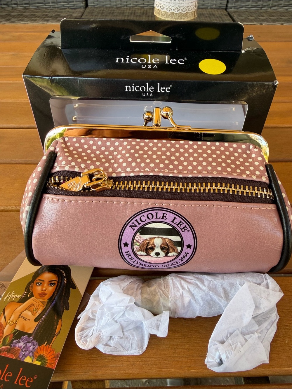 Nicole Lee Coin purse with Gold Hardware - Picture 5 of 5